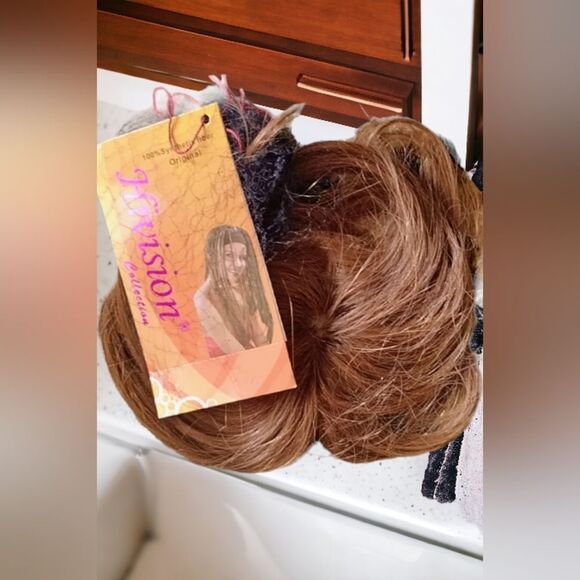 HIVISION TOPPER Short Curly Fluffy Women/Ladies Natural Hair Synthetic - Picture 1 of 1